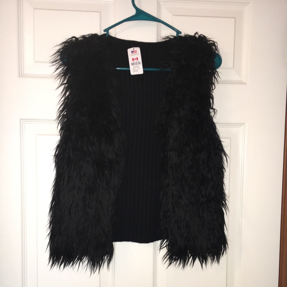 Fur vest